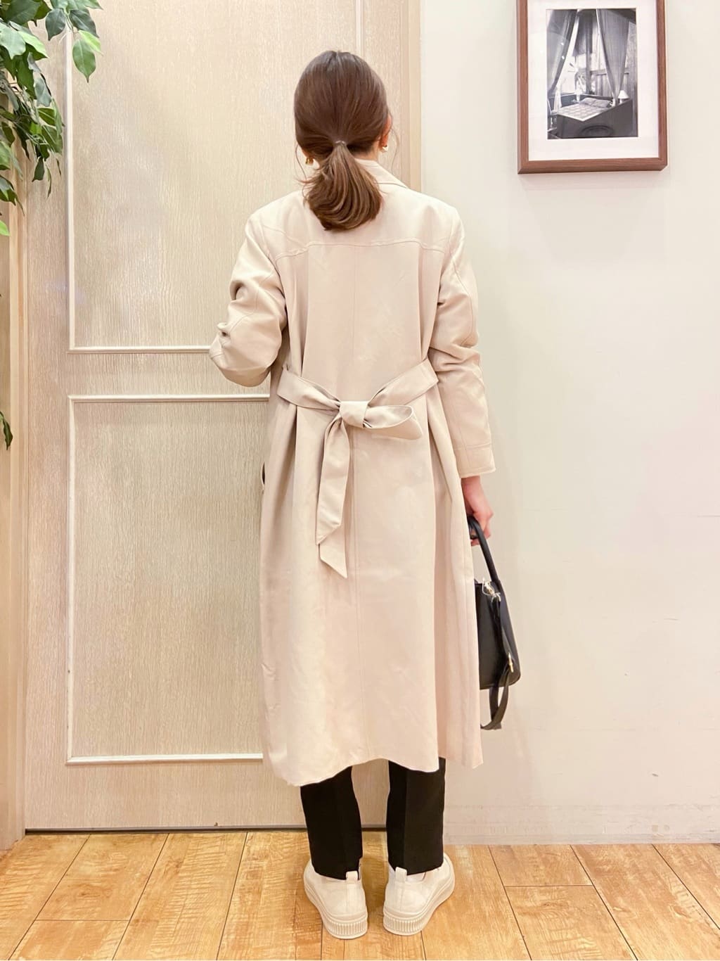 なみさんの「SHOO･LA･RUE｜【洗える/SS-3L】すっきりキレイにかっこよく 大人のテーパードパンツ」を使ったコーディネート