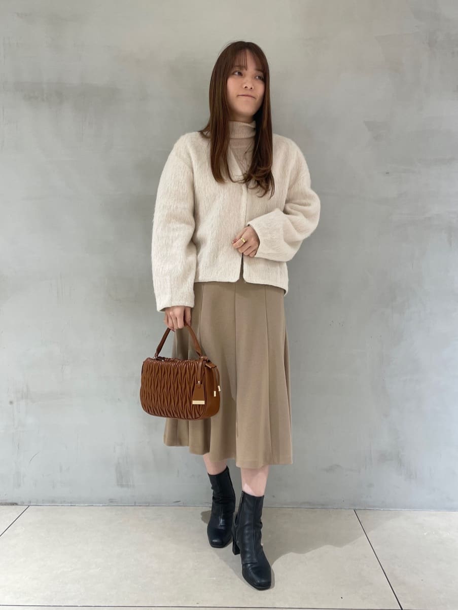ゆいさんの「UNTITLED｜トリプルワントップペンダント」を使ったコーディネート
