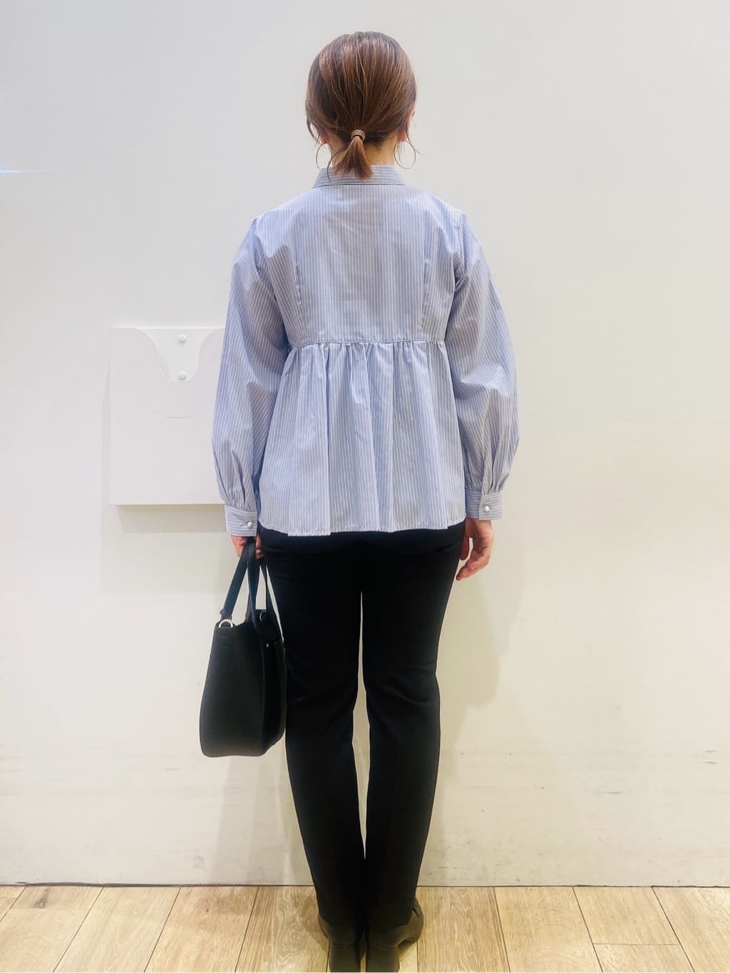 YUKOさんの「index｜《XS-LLサイズ》ストレッチテーパードパンツ／セットアップ対応【洗濯機洗い可／イージーアイロン／防」を使ったコーディネート