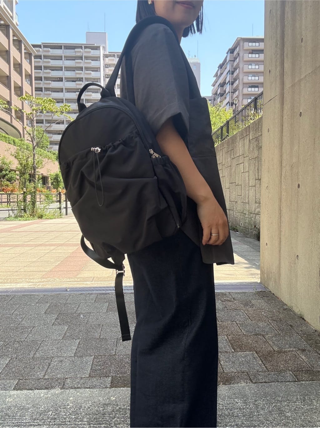 chさんの「THE SHOP TK｜【ひんやり】前後2WAY スクエアタンクトップ」を使ったコーディネート