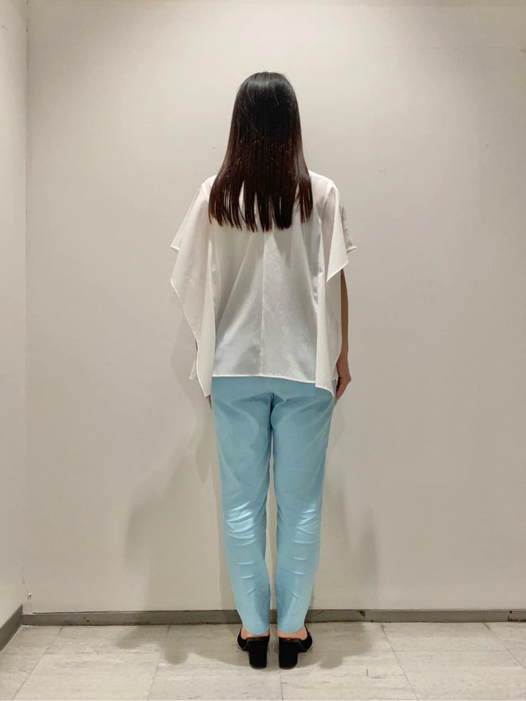 meiさんの「INDIVI｜【体型カバー】スクエアブラウス」を使ったコーディネート