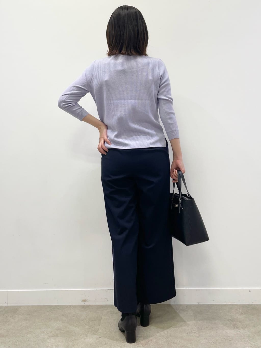あやたかさんの「Reflect｜【選べる5色／アンサンブル可】Vネックカーディガン」を使ったコーディネート