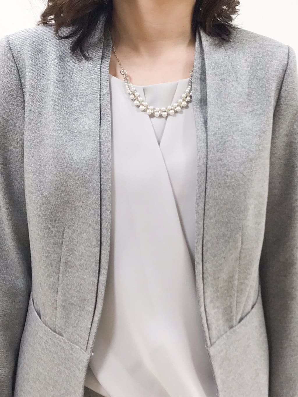 yukinaさんの「COUP DE CHANCE｜【洗える／日本製／通勤】カシュクール風ブラウス」を使ったコーディネート