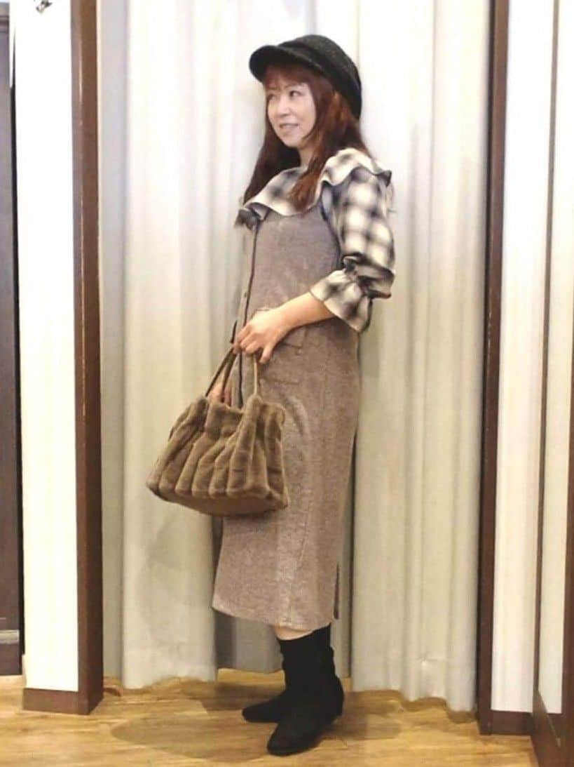 みーあさんの「SHOO･LA･RUE｜【S-LL】大人綺麗 レザー調リブブルゾン」を使ったコーディネート