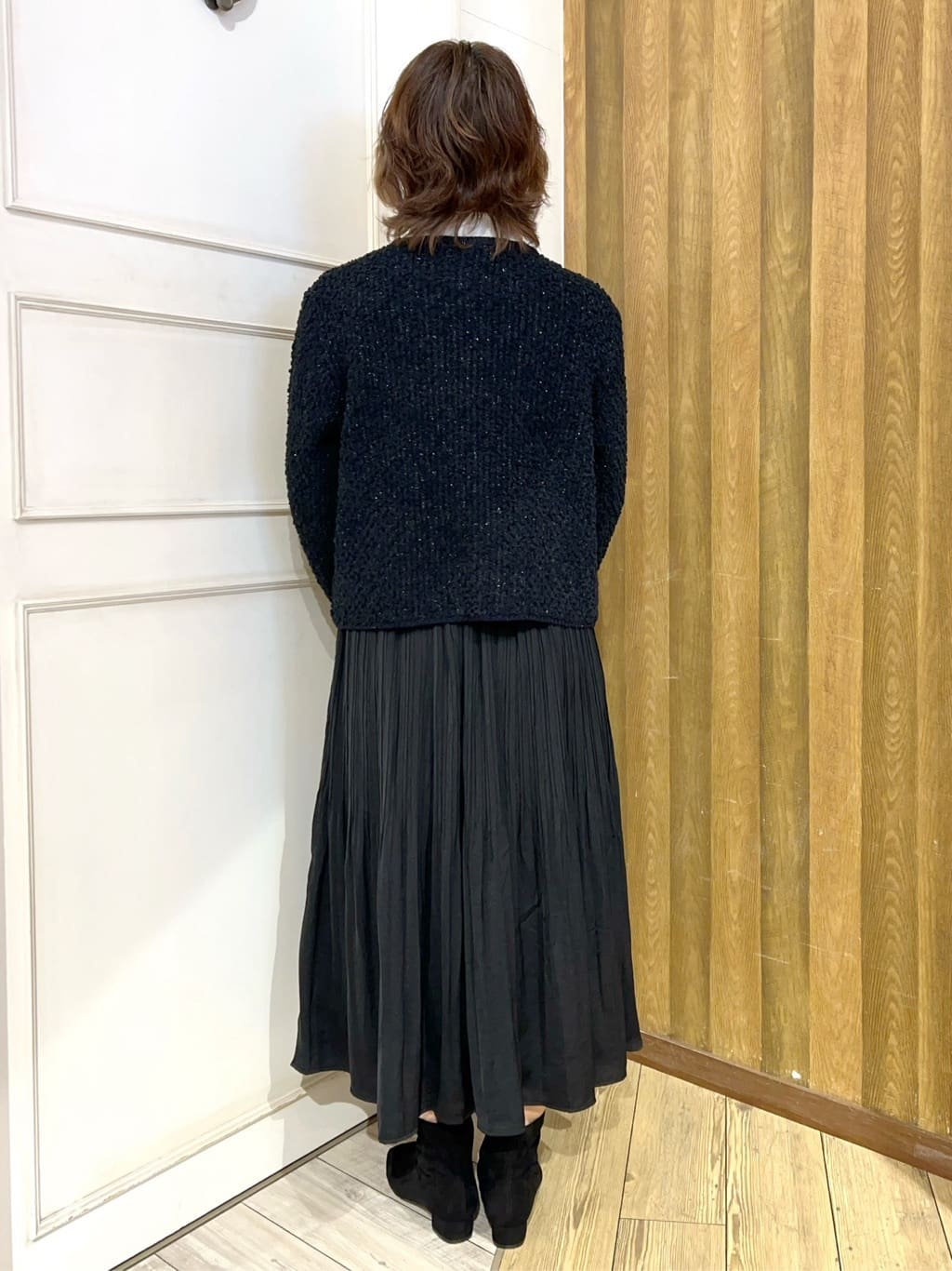 yuriyuriさんの「SHOO･LA･RUE｜【洗濯機可】上品で華やか スタンドフリルブラウス」を使ったコーディネート