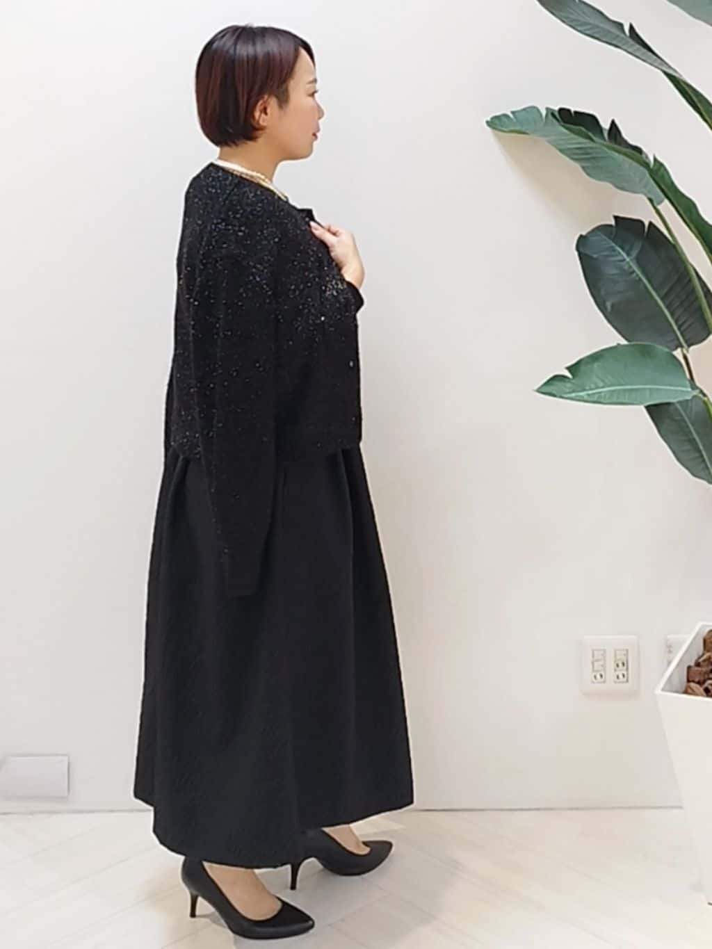 s u g iさんの「UNTITLED｜【大人フェミニン/トレンド】ニット&times;ジャカード ドッキングワンピース」を使ったコーディネート