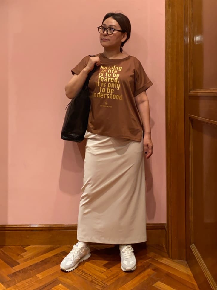 isoishiさんの「DRESSTERIOR｜◆【洗える/ポケット付き】ストレッチナロースカート」を使ったコーディネート
