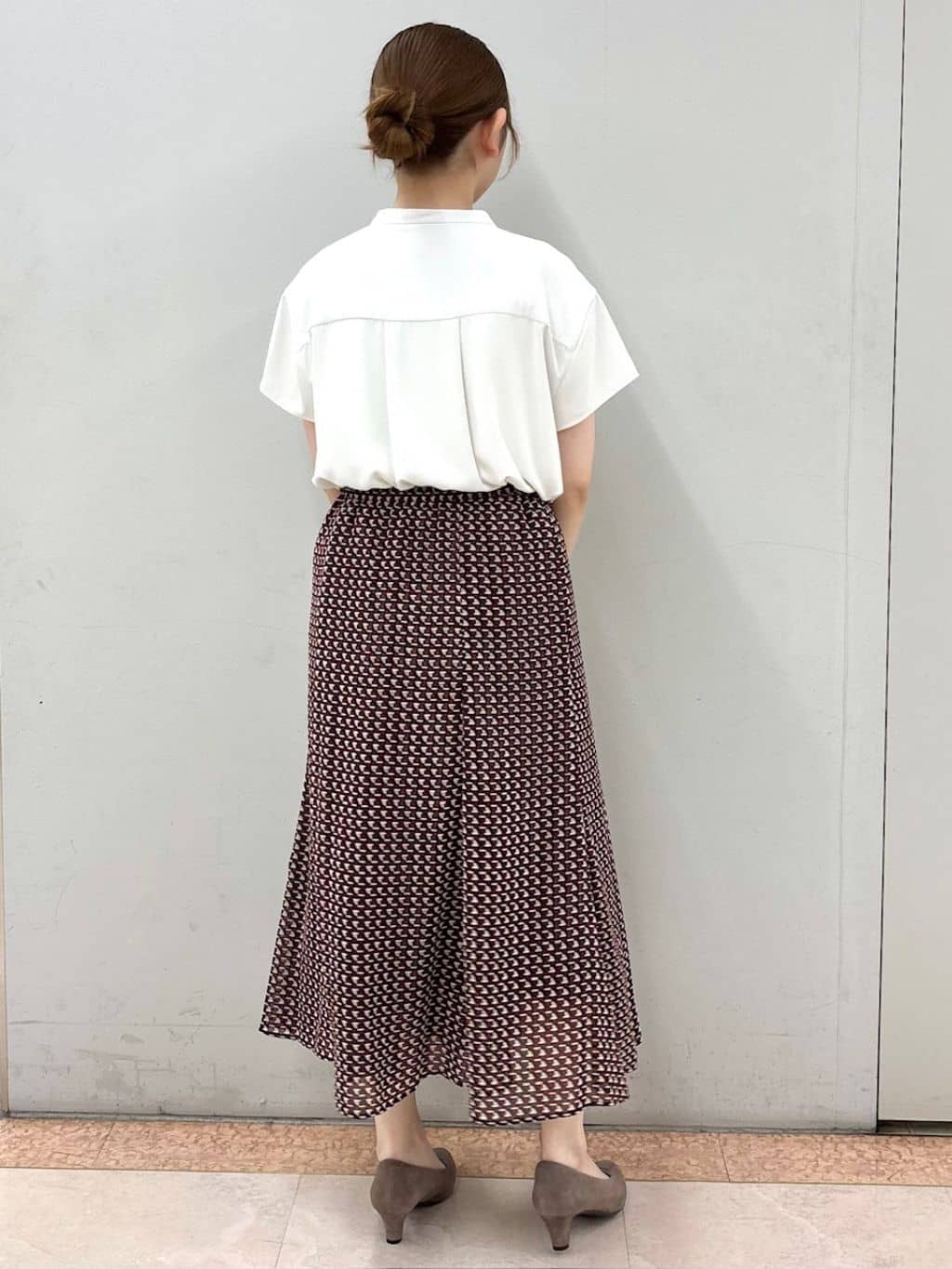 Satoさんの「Reflect｜【インナーに◎／すっきり見え！長め丈】タックデティールブラウス」を使ったコーディネート
