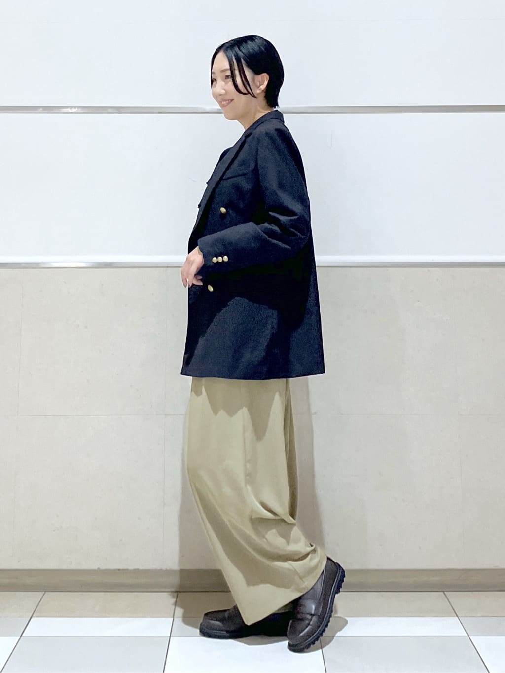 eriko さんの「Dessin｜【セットアップ可・洗える】ダブルタックワイドパンツ」を使ったコーディネート