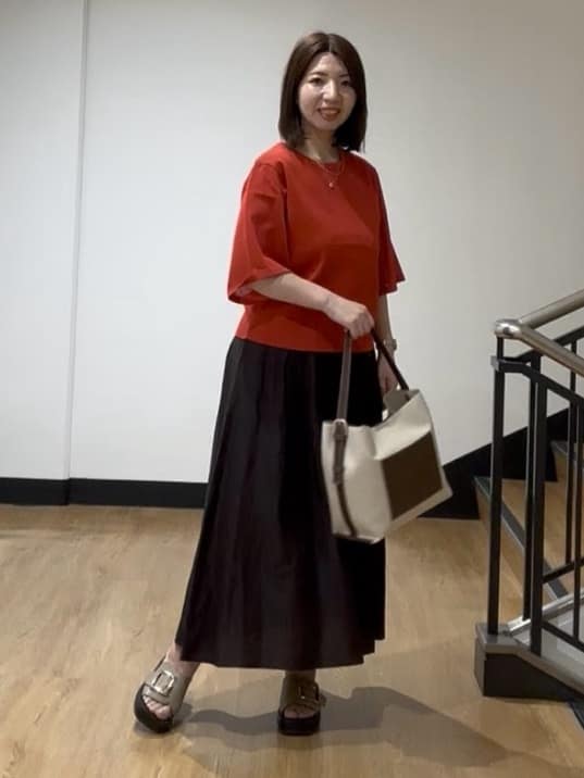 MIKIKOさんの「UNTITLED｜◆【清涼感/二の腕カバー】シアープルオーバーニット」を使ったコーディネート