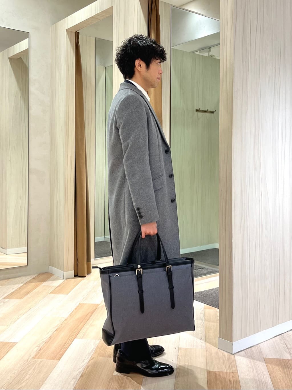 URAさんの「TAKEO KIKUCHI｜ウールカシミヤブレンド チェスターコート」を使ったコーディネート