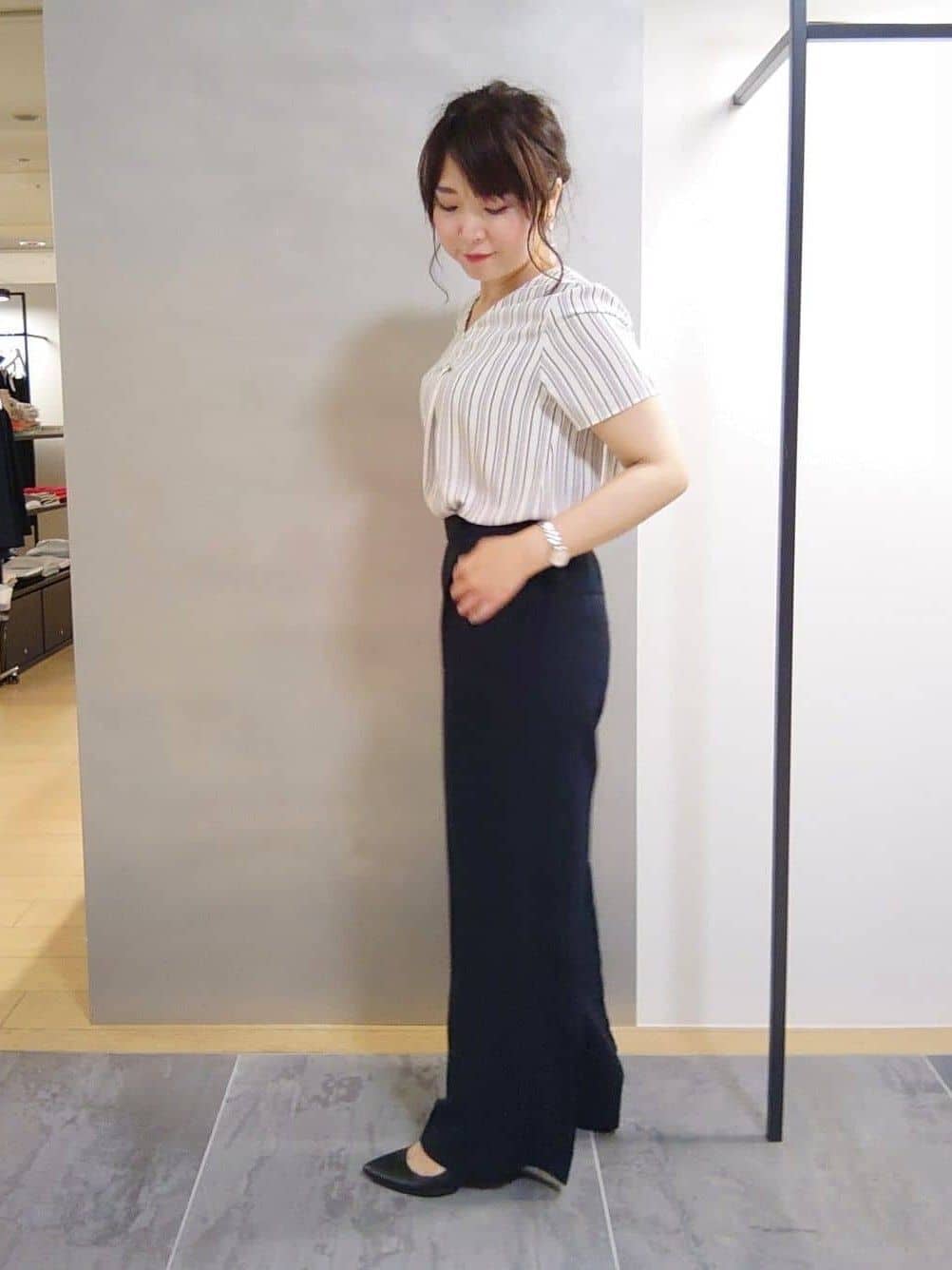 TOMOMIさんの「INDIVI｜【着る日傘／遮熱／UVケア】ダブルジャケット」を使ったコーディネート
