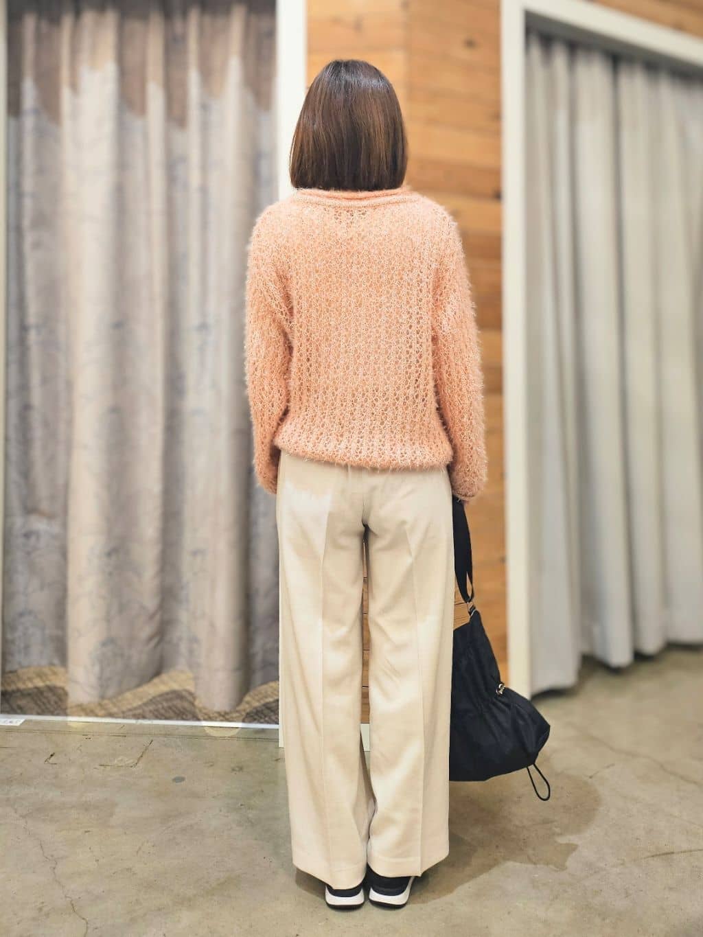  E.Yさんの「THE SHOP TK｜◆【毛玉になりにくい】ラメメッシュニット/洗える」を使ったコーディネート