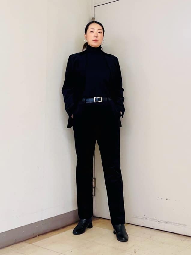 iwさんの「TAKEO KIKUCHI｜【Sサイズ～】ストレッチコーデュロイ ジャケット」を使ったコーディネート