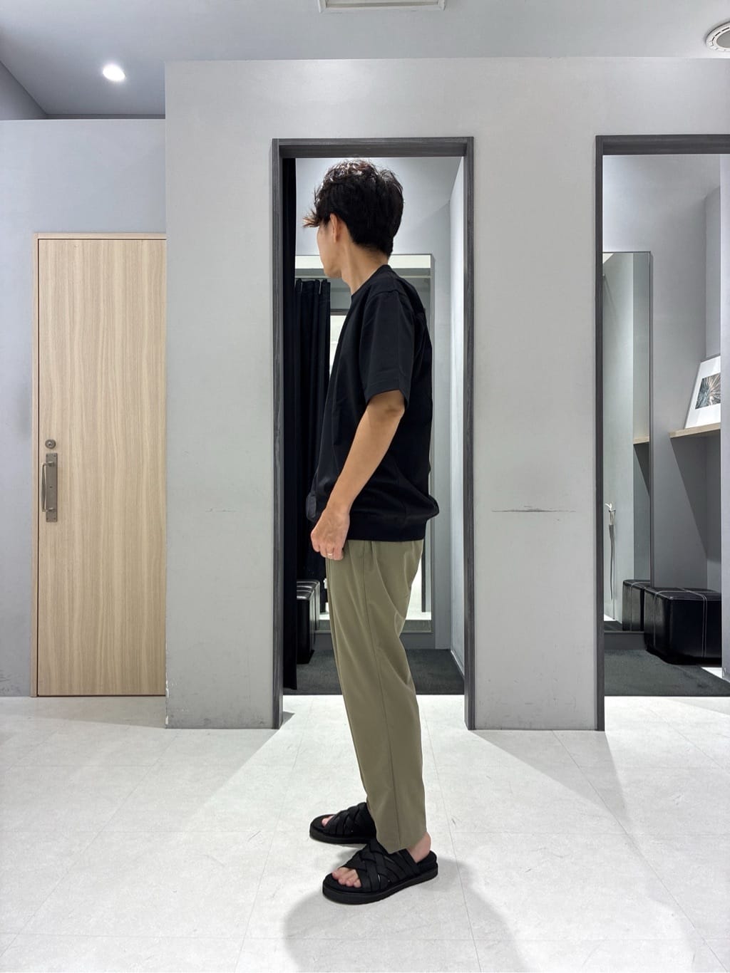 わいずみさんの「TAKEO KIKUCHI｜【COOL CITY WEAR】エアートール オープンカラーシャツ /接触冷感・通気性」を使ったコーディネート