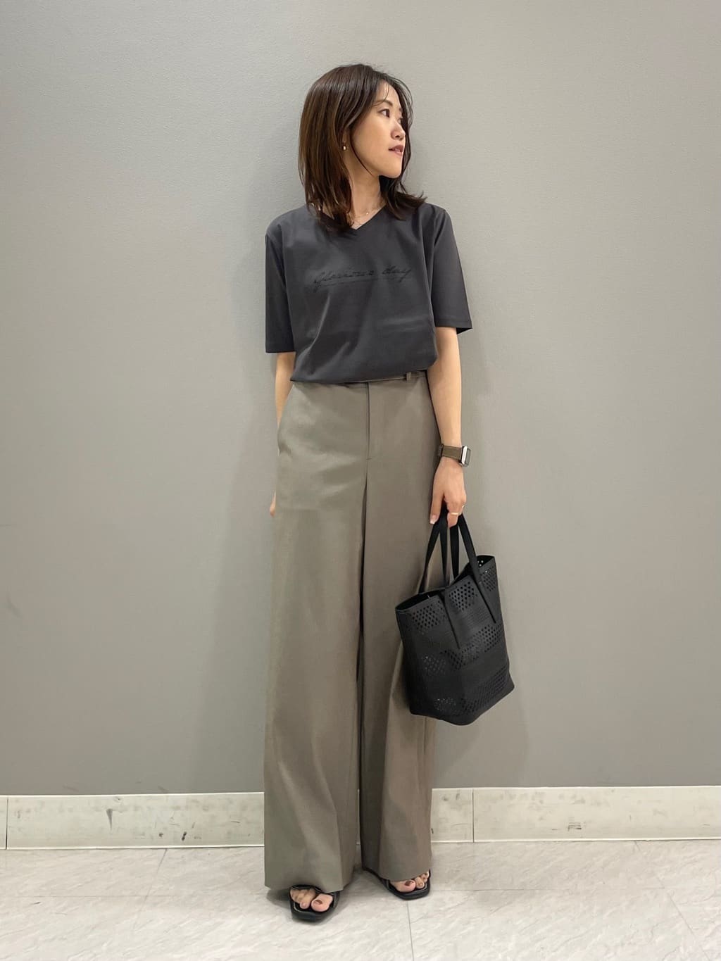 riiさんの「INDIVI｜◆【日本製/通勤】ベーシックマニッシュスーツベルト」を使ったコーディネート