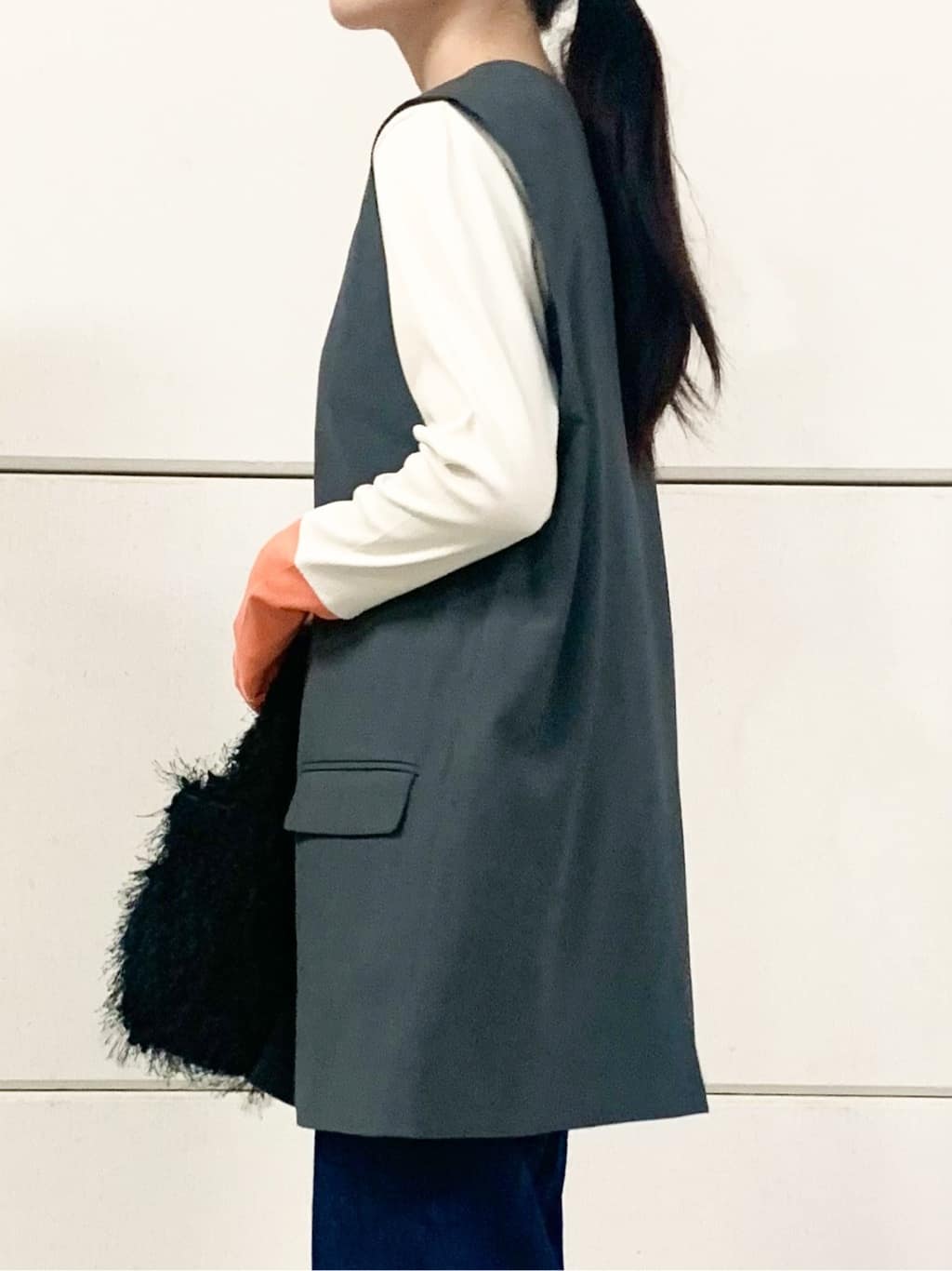 sahoさんの「THE SHOP TK｜バイカラーテレコプルオーバー」を使ったコーディネート