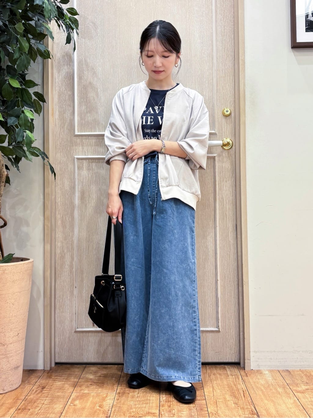 なみさんの「SHOO･LA･RUE｜【S-LL/ひんやり/UV】選べる6柄でそれぞれ欲しくなる プリントTシャツ」を使ったコーディネート