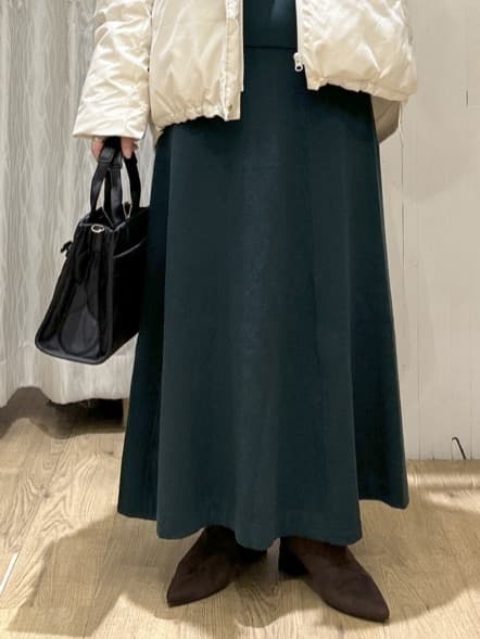 ga_riさんの「THE SHOP TK｜【ぎゅっとされているような暖かさ】撥水中綿ブルゾン」を使ったコーディネート