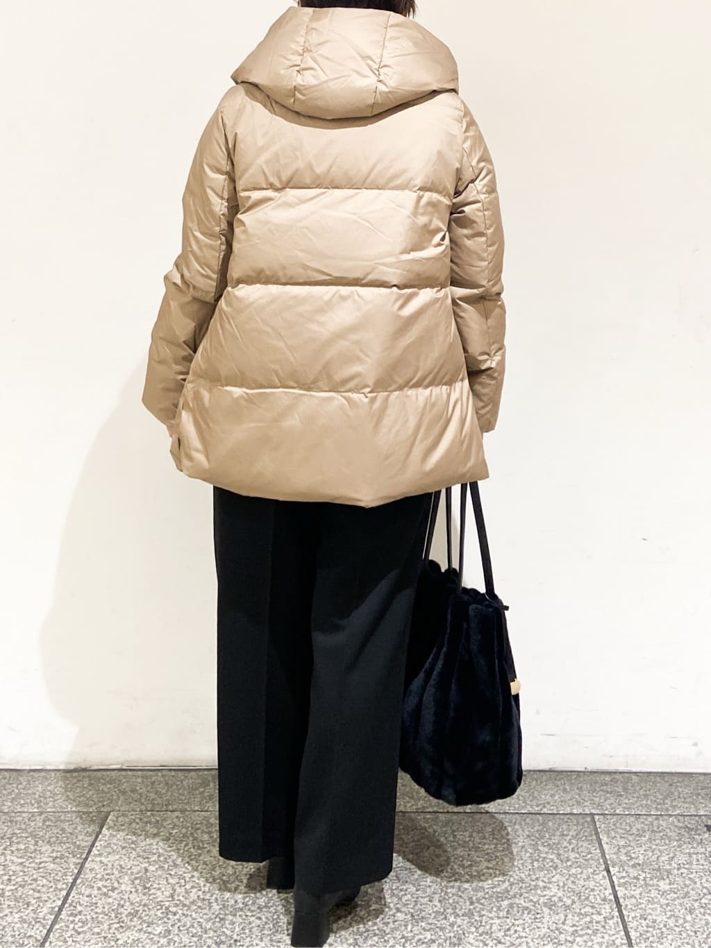 MIHOさんの「OPAQUE.CLIP｜ウォームタッチ イージーワイドパンツ【洗濯機洗OK／ストレッチ】≪SS～LL≫」を使ったコーディネート