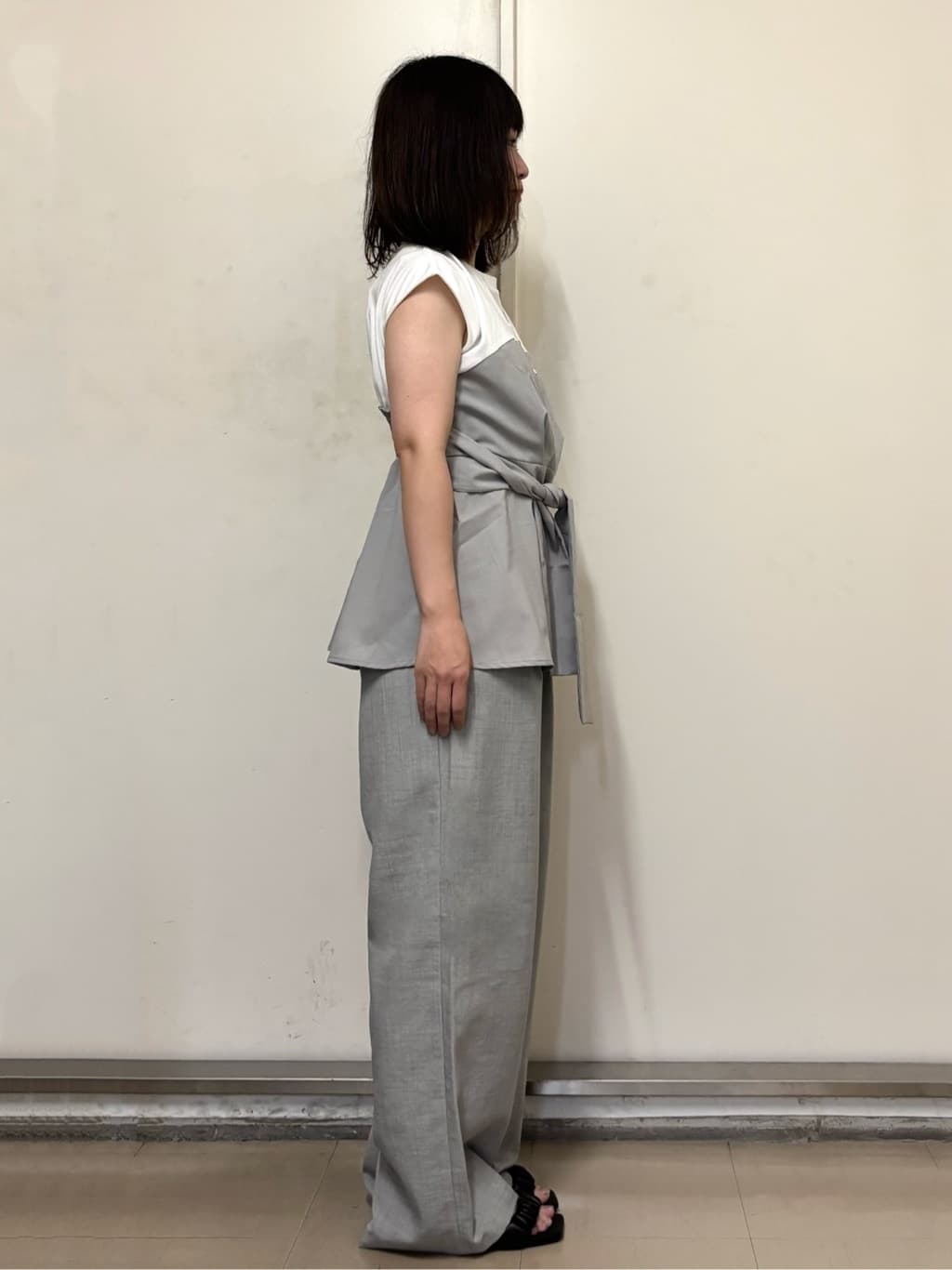 やまさんの「OPAQUE.CLIP｜【2WAY】Y字しずくメタルネックレス」を使ったコーディネート