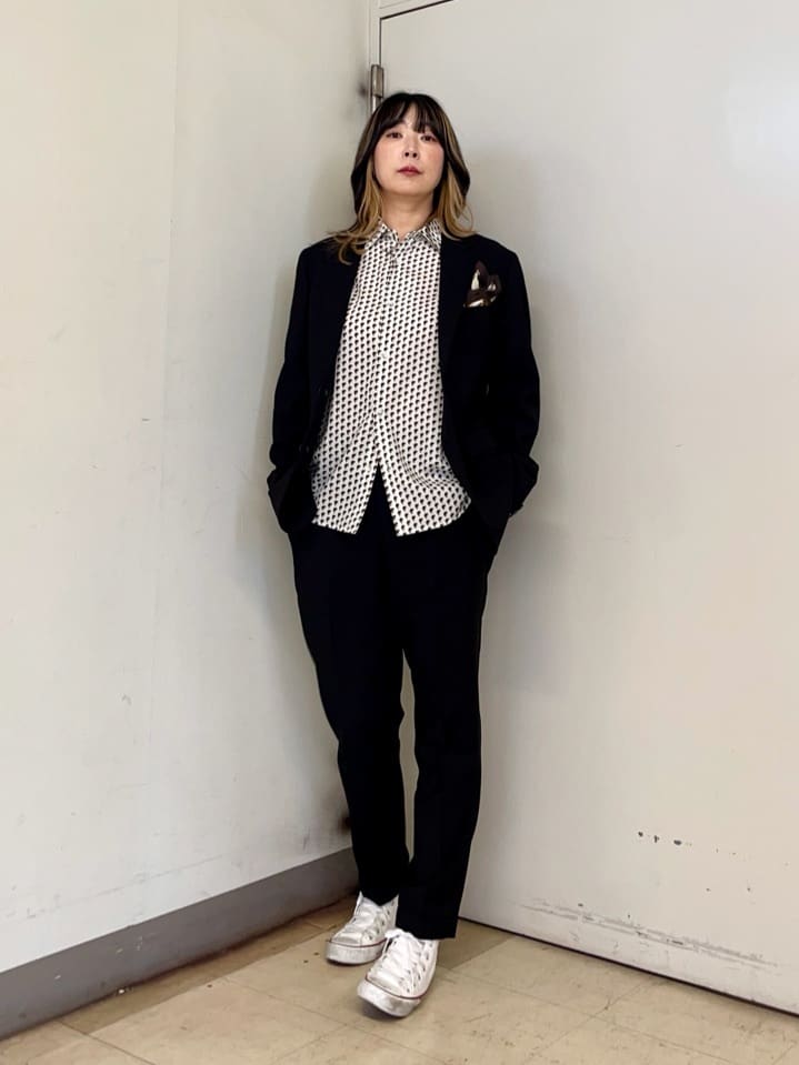 iwさんの「TAKEO KIKUCHI｜ディープブラック ジャケット」を使ったコーディネート