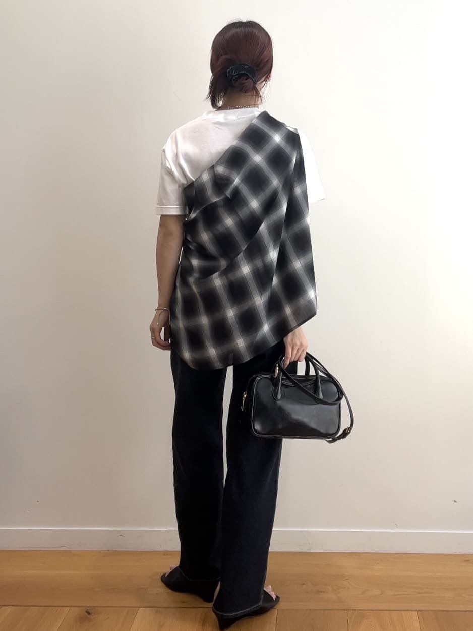 RINAさんの「OPAQUE.CLIP｜ロックTシャツ別注アソート【GREEN DAY／METALLICA／THE BEATLES】」を使ったコーディネート