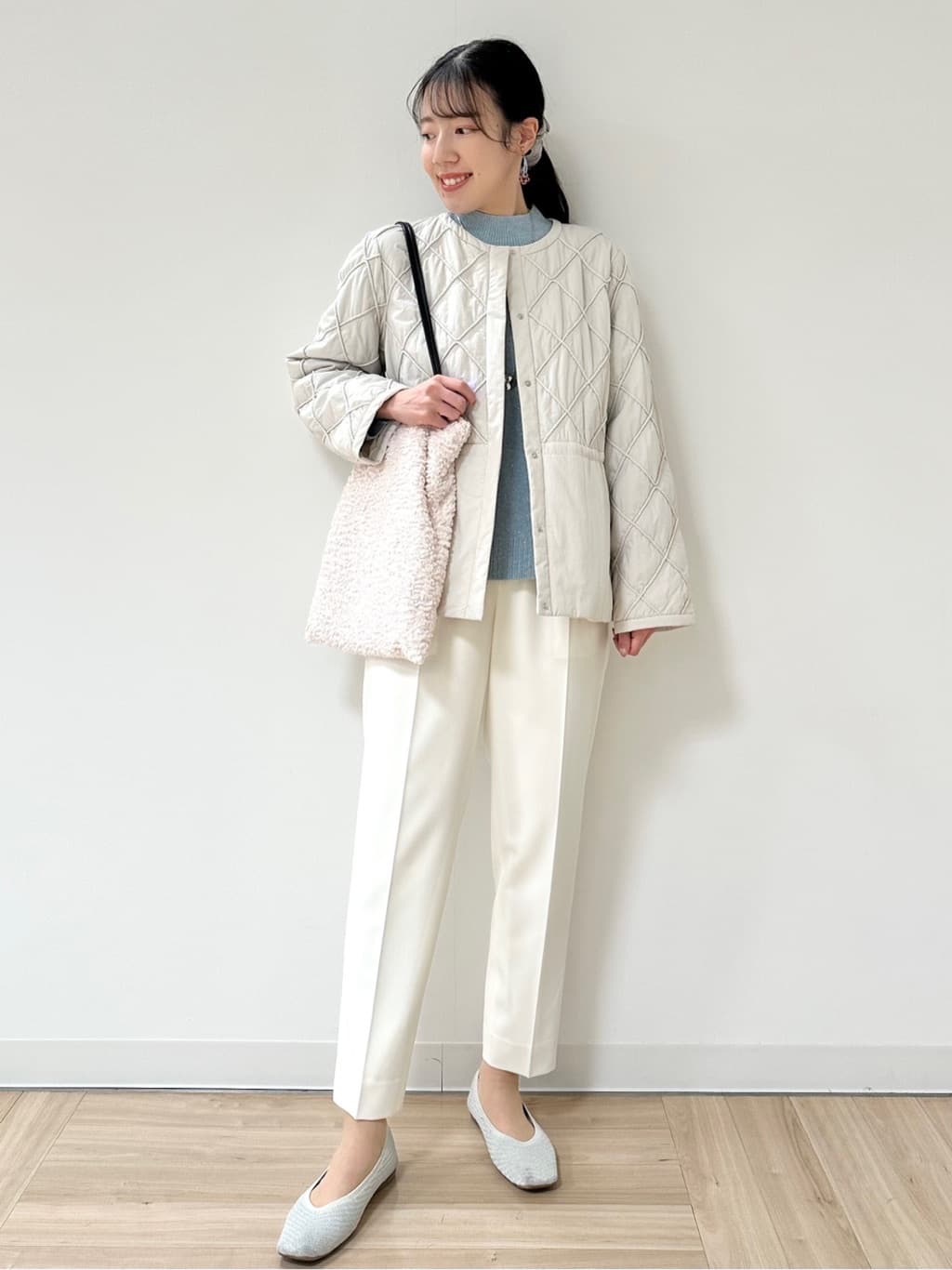 Momoさんの「Reflect｜【気軽な羽織に◎】中綿キルティングショートコート」を使ったコーディネート