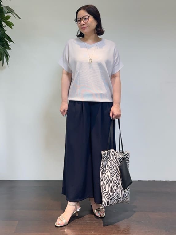 Asamiさんの「UNTITLED｜メタリックメッシュトート」を使ったコーディネート