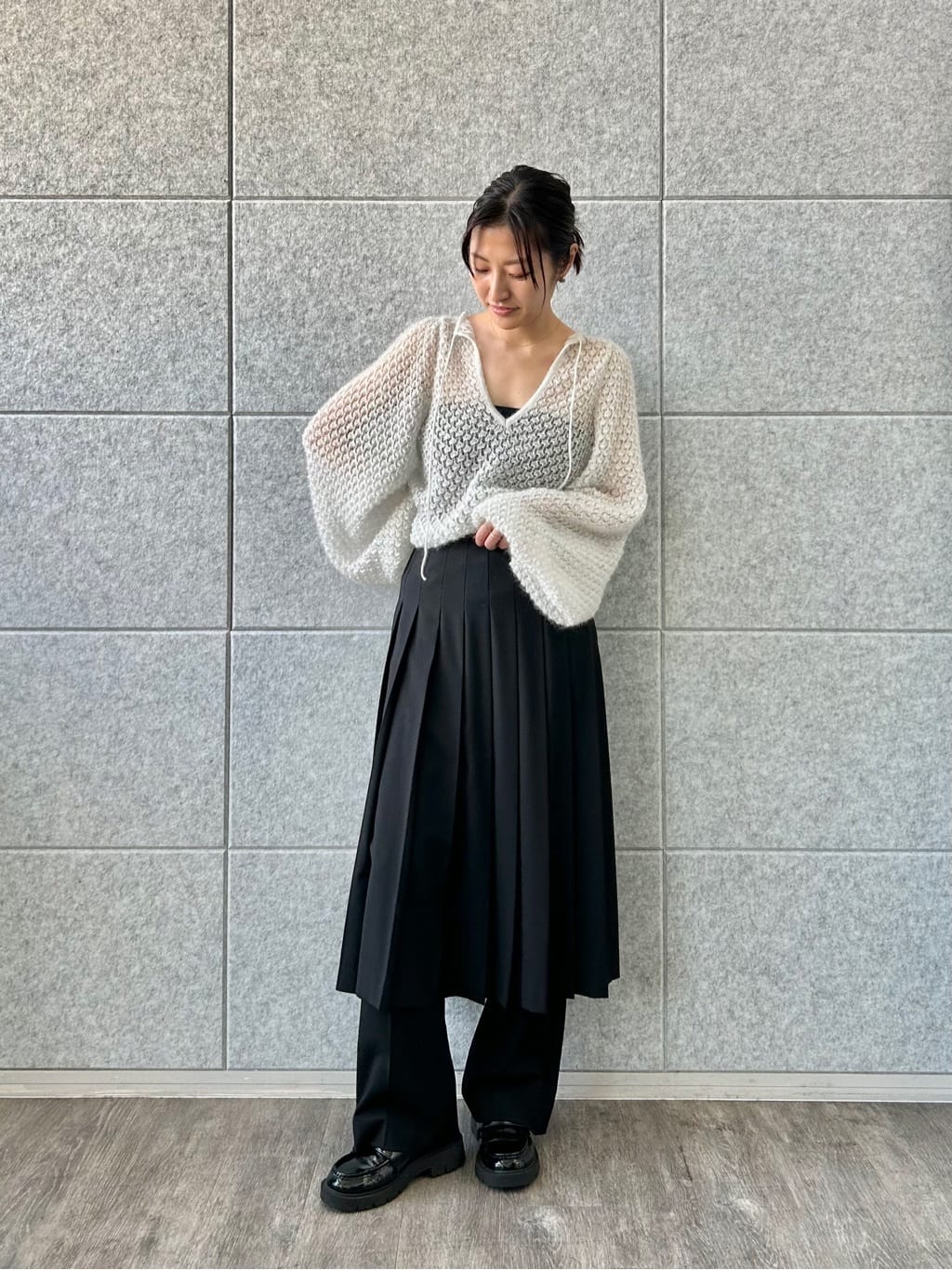 harunaさんの「CODE A｜2way sheer mohair pullover」を使ったコーディネート
