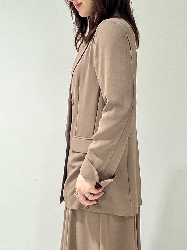 そんさんの「INDIVI｜【軽く羽織れる！】ダブルジャケット」を使ったコーディネート