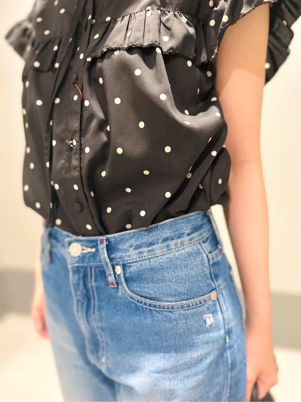 cocoさんの「DRESSTERIOR｜【ウォッシャブル】テーパードコンフォートデニム」を使ったコーディネート