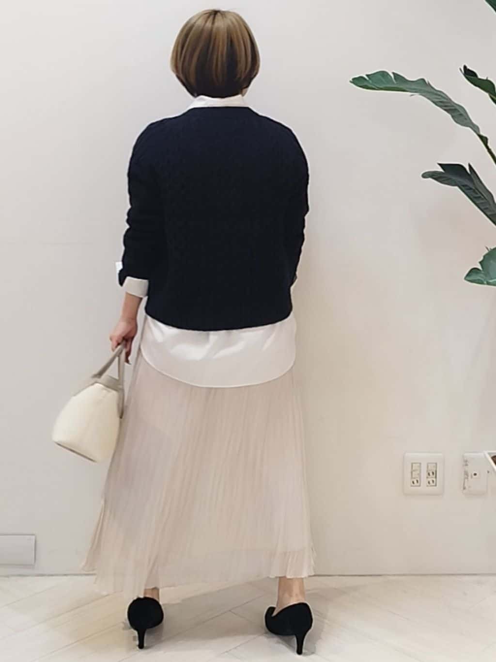 s u g iさんの「UNTITLED｜【洗える】スポンディッシュ ケーブル柄ニット」を使ったコーディネート