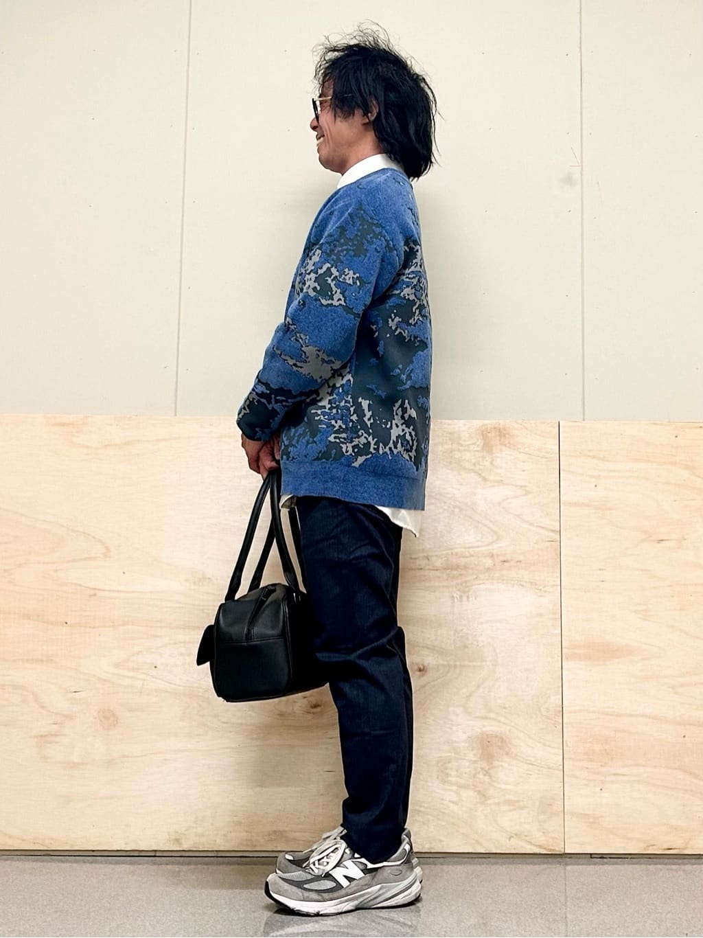 KENJI Iさんの「THE SHOP TK｜【オールシーズン穿ける！】7DAYSストレッチへリンボンパンツ　ON&hArr;OFF兼用」を使ったコーディネート
