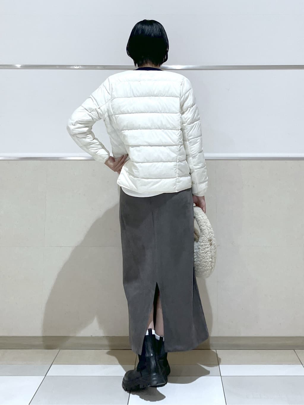 eriko さんの「Dessin｜【セットアップ可・洗える】マシュマロスウェードスカート」を使ったコーディネート