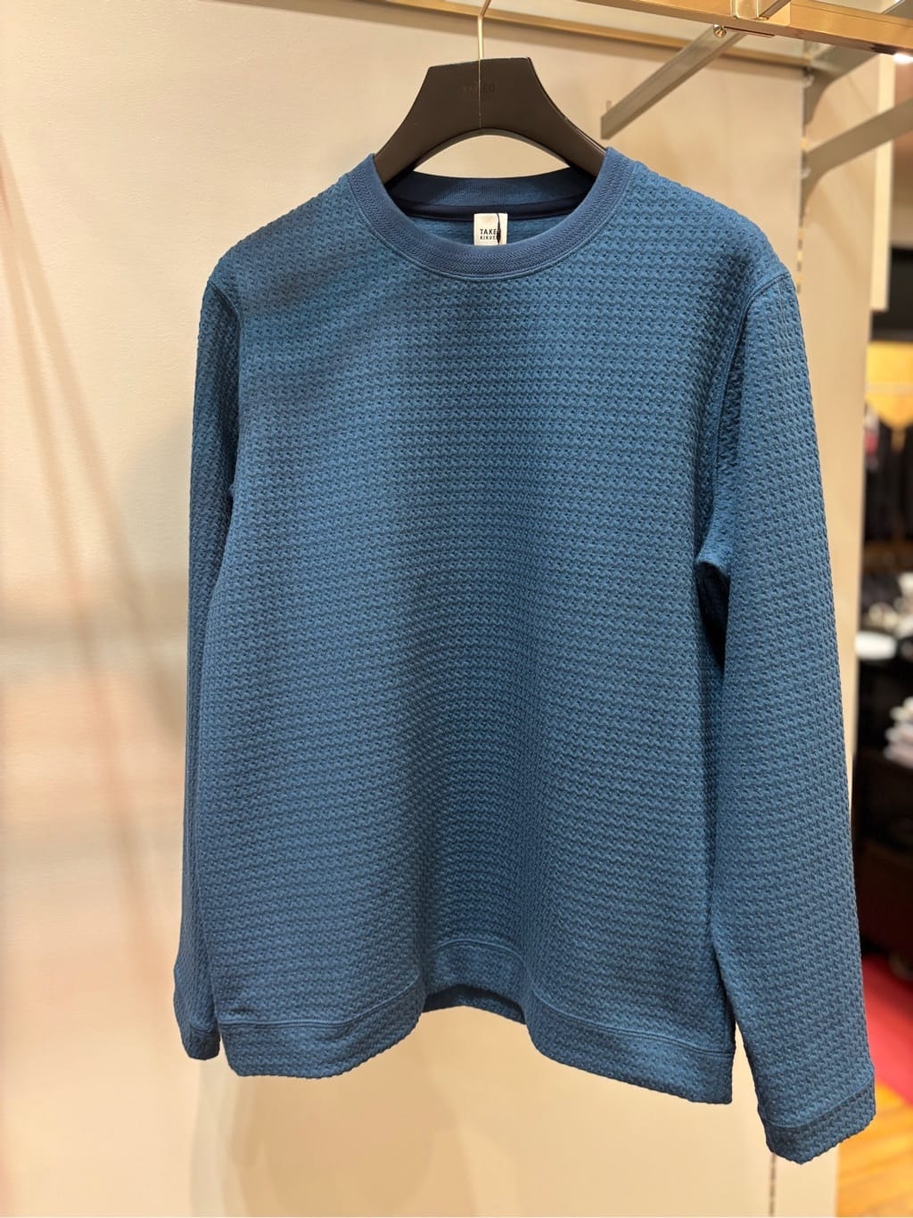 ヒナさんの「TAKEO KIKUCHI｜千鳥柄 ストレッチ プルオーバー」を使ったコーディネート