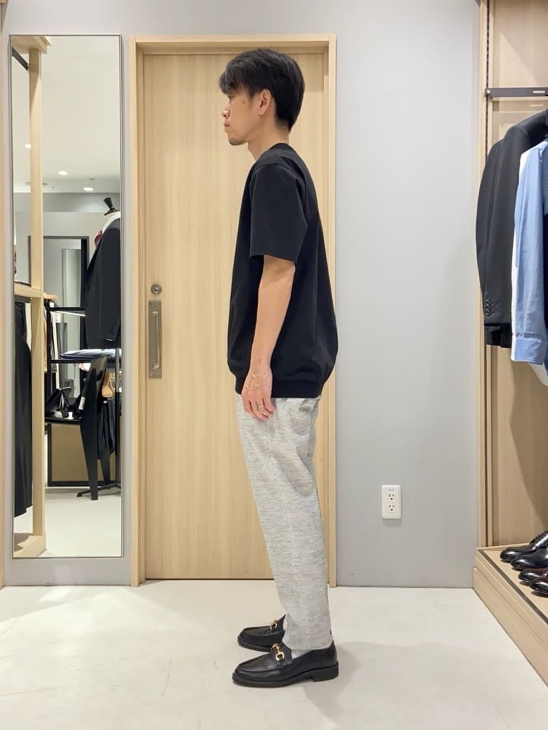 わいずみさんの「TAKEO KIKUCHI｜【抗菌防臭／5サイズ展開】ハイゲージポンチ Tシャツ」を使ったコーディネート
