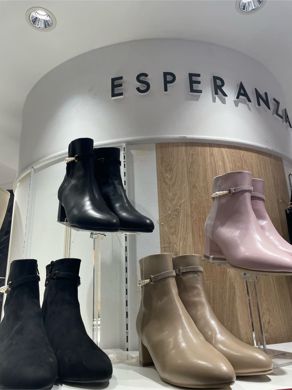 ひなさんの「ESPERANZA｜」を使ったコーディネート