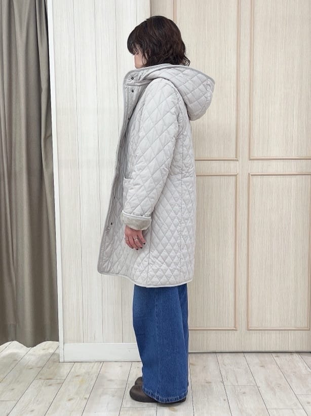 kaneさんの「SHOO･LA･RUE｜【撥水/フード取り外し可】自然にくびれる あったかダイヤ柄キルトコート【CIRCRIC】」を使ったコーディネート