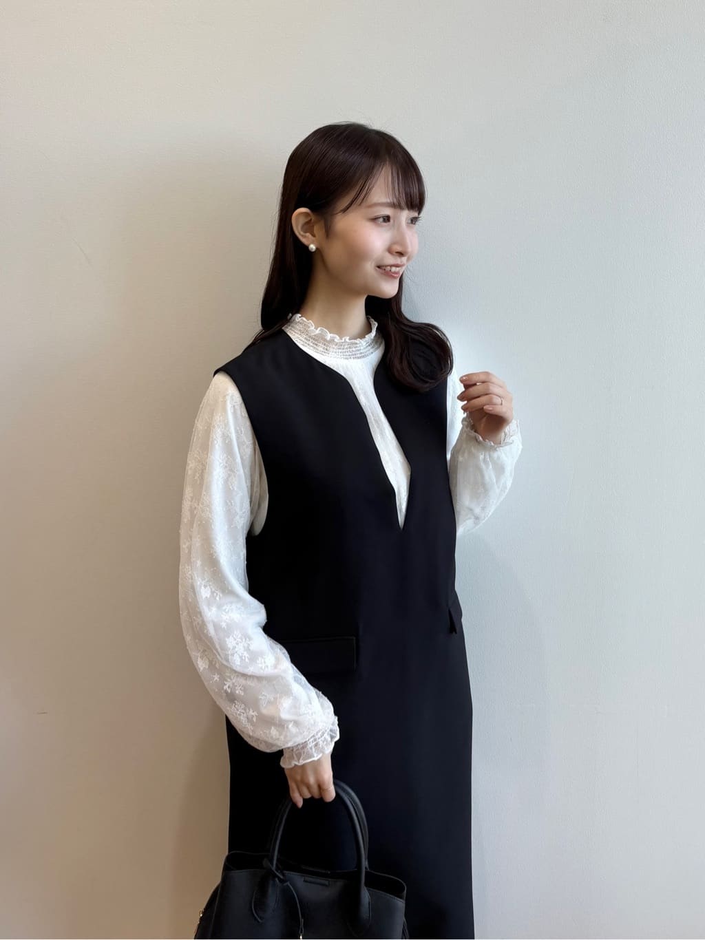 みさかさんの「index｜キーネックジャンスカ【洗濯機OK／防シワ／イージーアイロン】」を使ったコーディネート