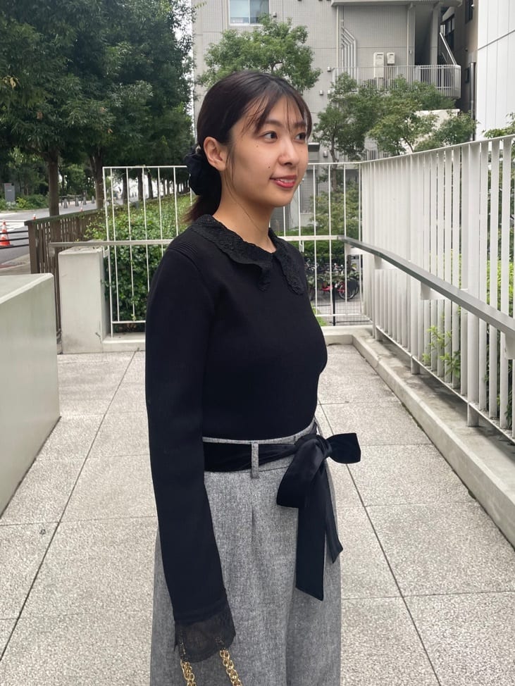 abeさんの「Couture brooch｜フェイクファーチェーンバッグ」を使ったコーディネート