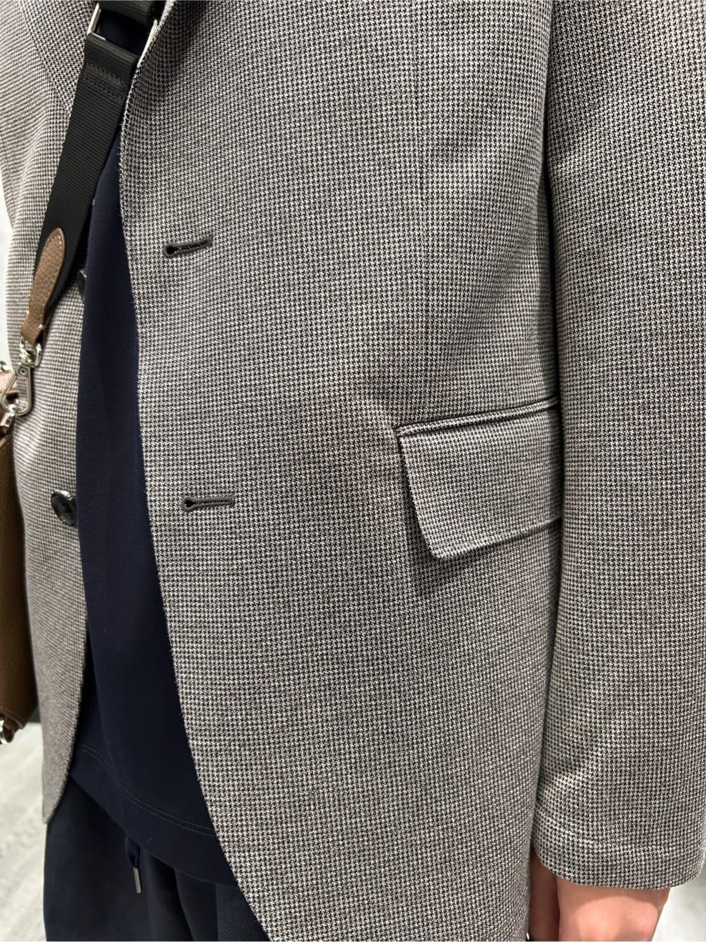 ruiさんの「TAKEO KIKUCHI｜【COOL CITY WEAR】モックネック プルオーバー /接触冷感」を使ったコーディネート