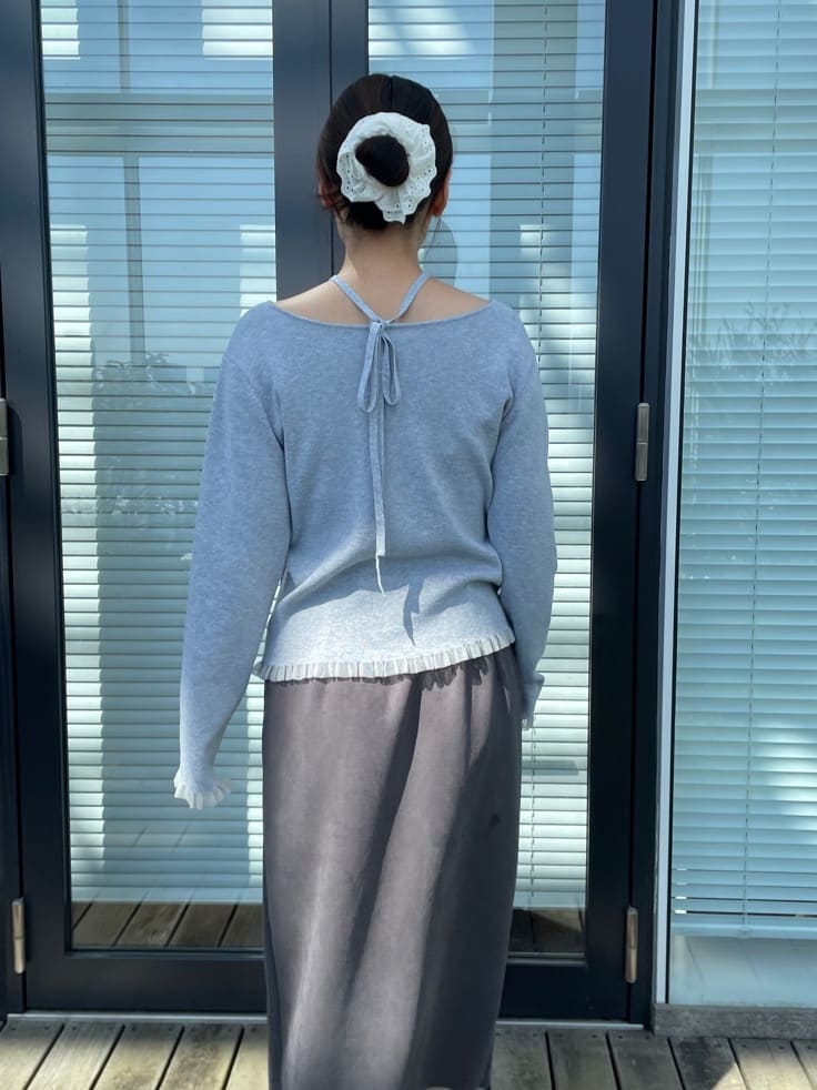 abeさんの「Couture brooch｜【洗える・ストレッチ・通勤】スエード調ダンボールIラインスカート」を使ったコーディネート