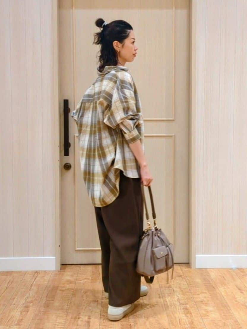 massuさんの「SHOO･LA･RUE｜【S-LL/ひんやり/前後2WAY】シンプルだから使いやすい テレコTシャツ」を使ったコーディネート