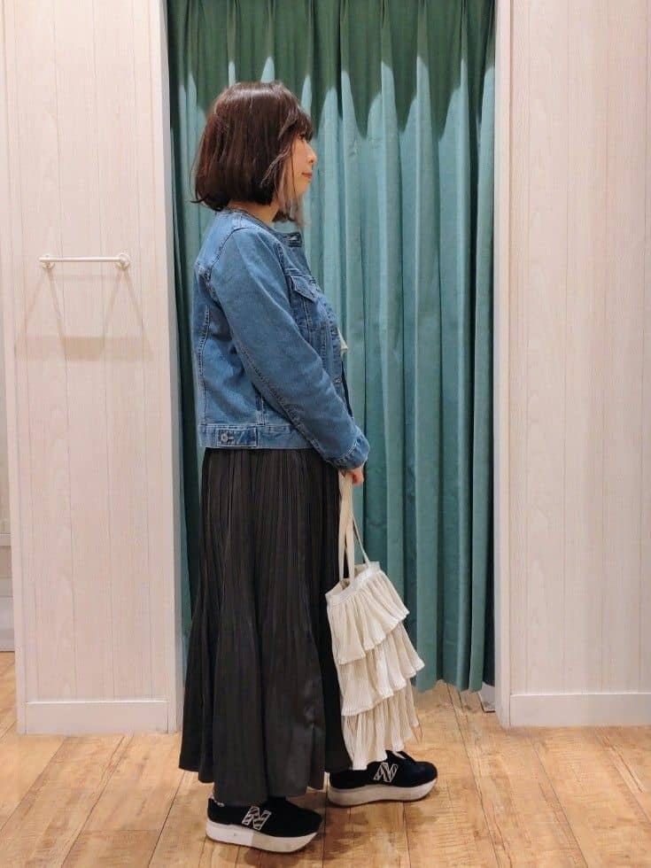 ゆーさんさんの「SHOO･LA･RUE｜◆【S-LL】大人のための ノーカラーデニムジャケット」を使ったコーディネート