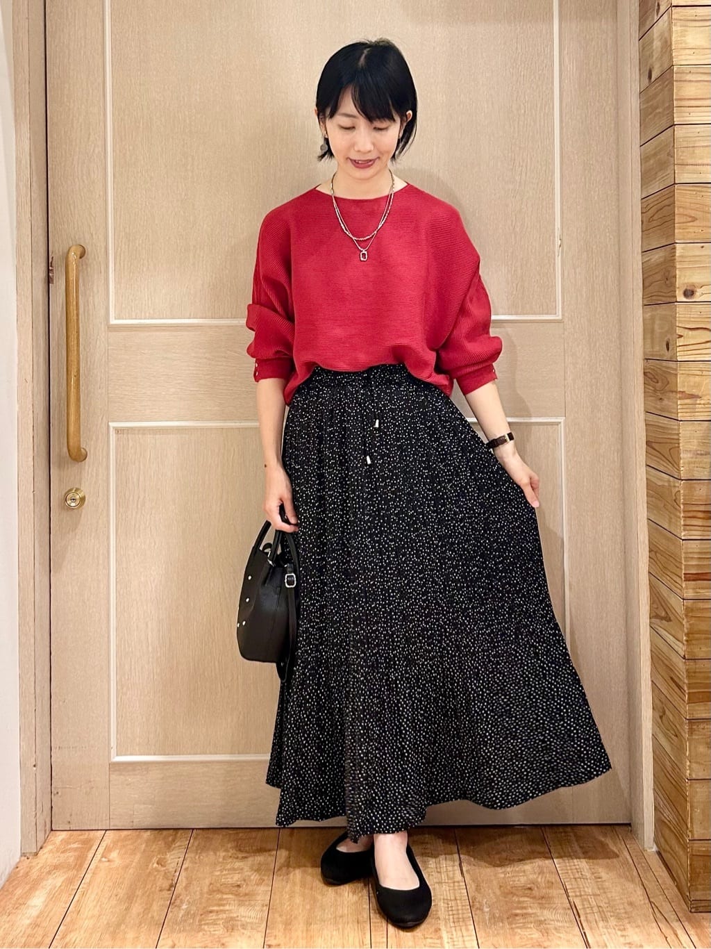 ちぐささんの「SHOO･LA･RUE｜ラクチン フラットパンプス」を使ったコーディネート