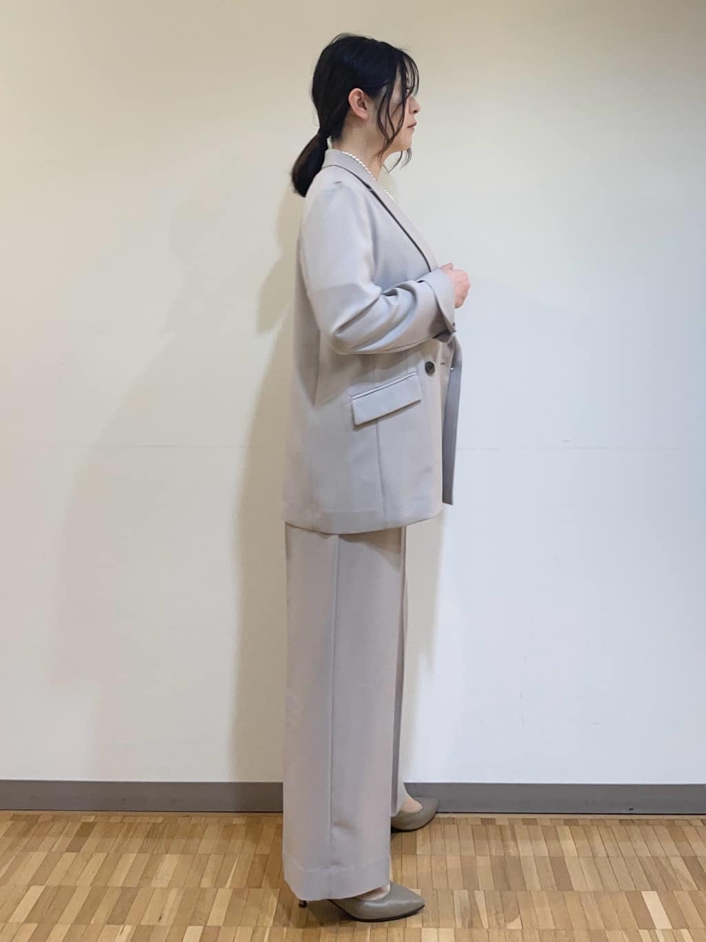 フナキさんの「UNTITLED｜◆【接触冷感/UV/セットアップ可能】ライトウェイト ワイドパンツ」を使ったコーディネート