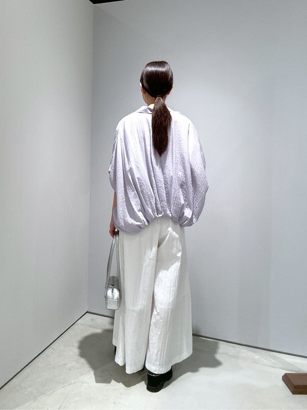 Renoさんの「INDIVI｜バルーンフォルムブラウス」を使ったコーディネート