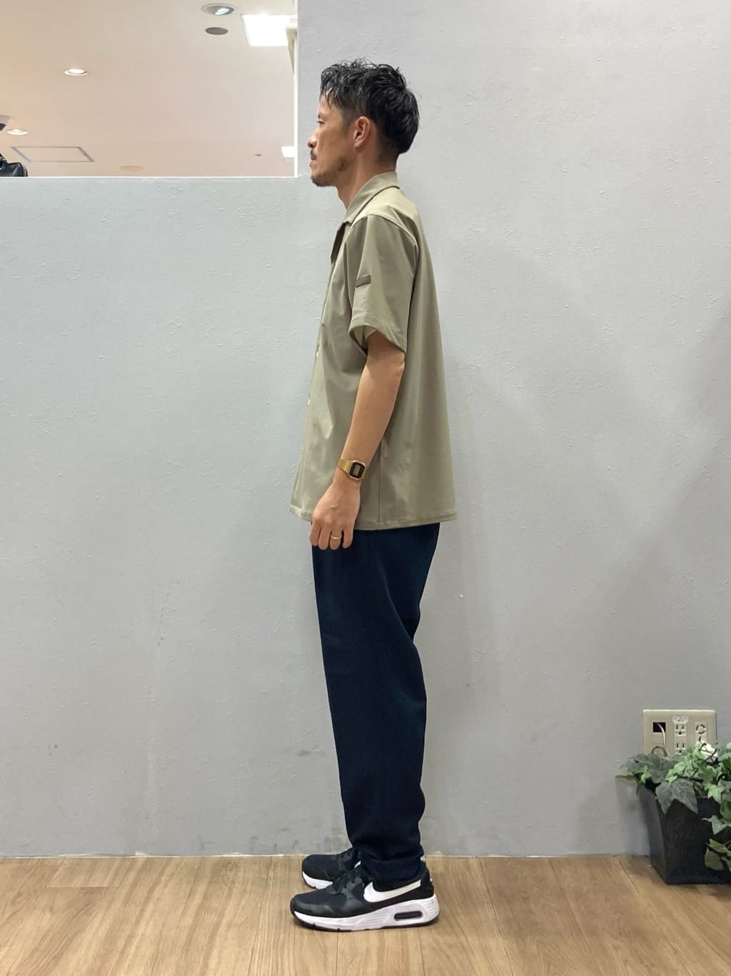 シュンさんの「TAKEO KIKUCHI｜【COOL CITY WEAR】エアートール オープンカラーシャツ /接触冷感・通気性」を使ったコーディネート