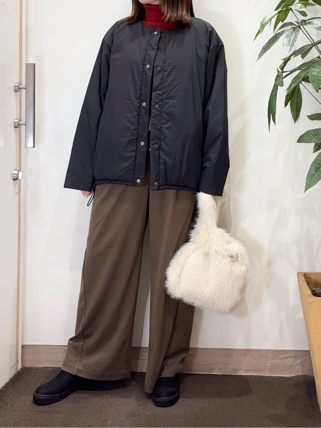 宗形さんの「SHOO･LA･RUE｜【洗濯機可/撥水/リバーシブル】 ノーカラー中綿ブルゾン」を使ったコーディネート